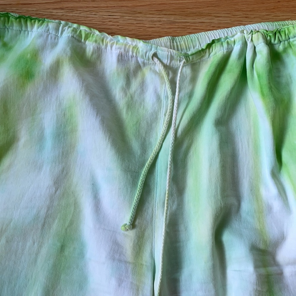Green custom Tie Dye Cloth Shorts - Picture 2 of 3